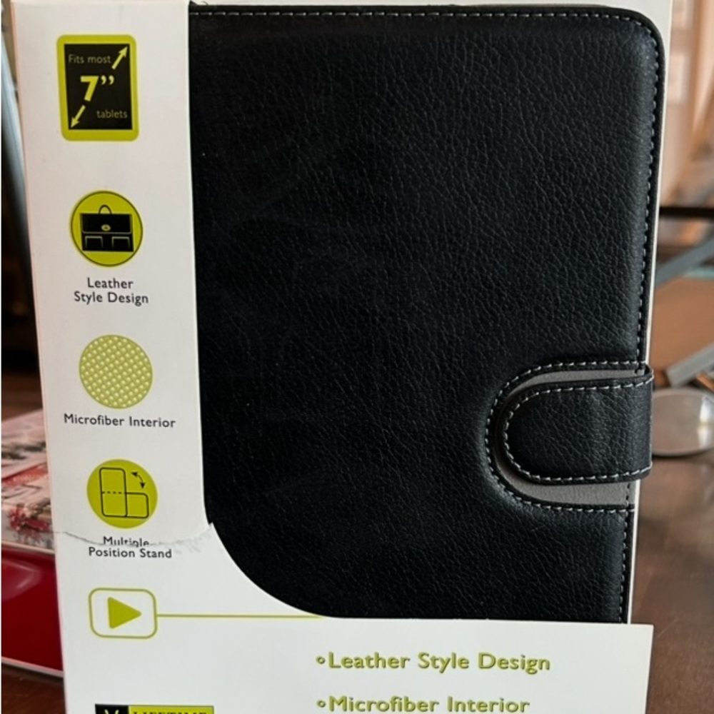 Gear Head Universal Black Leather Tablet Case-fits 7” tablet